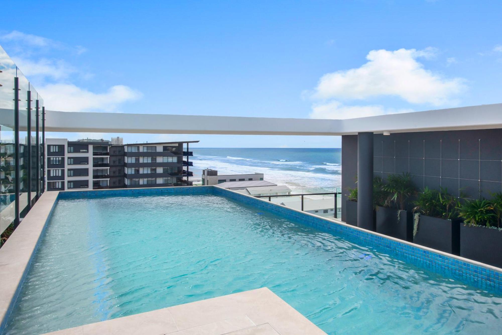 Apartment 2br Luxury Palm